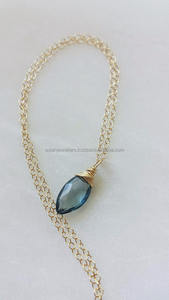 จี้พลอยควอทซ์แซฟไฟร์สีเงิน925ชุบทอง - Product Image 1