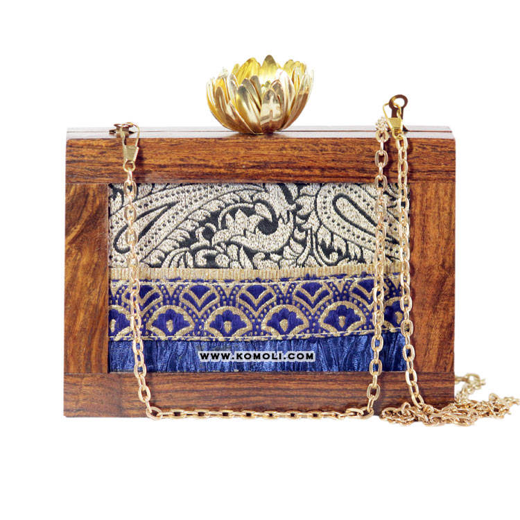 สีน้ำตาล