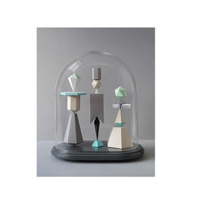 Dôme en verre à base blanche pour décoration intérieure Accessoire de décoration de design d'intérieur élégant - Product Image 6