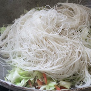 ก๋วยเตี๋ยวข้าวเวียดนามเกรดดีและมีคุณภาพสูง - Product Image 2