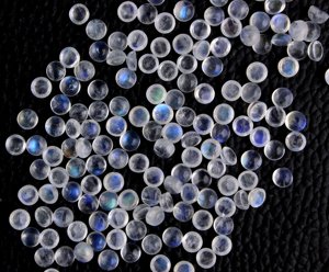 5 pièces lisse rond blanc arc-en-ciel pierre de lune Cabochons naturel belles perles de bijoux en pierres précieuses bricolage avec feu bleu pour les projets de bricolage - Product Image 2