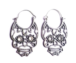 Joyería de latón al por mayor Calavera Pendientes chapados en plata para mujer joyería - Product Image 3