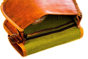 Bolsos de mensajero laterales de cuero genuino 100% al por mayor, bolso de hombro con solapa completa, bolsos de sillín para mujer con correa ajustable larga - Product Image 3