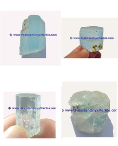 Cristal de Beryl Aguamarina sobre Matriz de Pakistán - Product Image 1