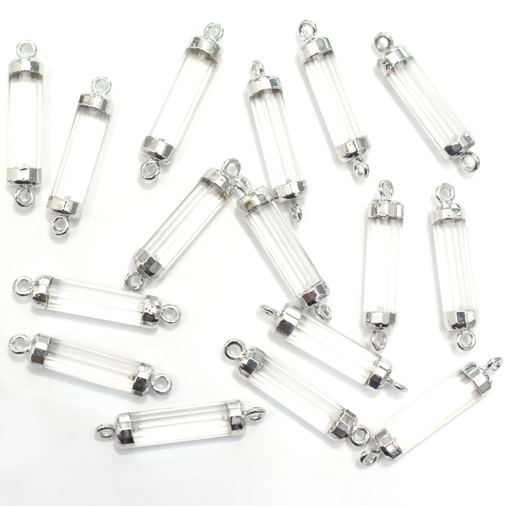 ขาวโปร่งแสง