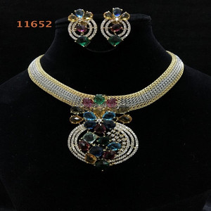 Último conjunto de collar llamativo de aleación de cobre, collares con colgante de diamante de Zirconia cúbica para boda, Idea de regalo de moda - Product Image 1