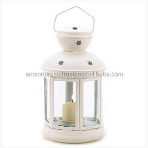 Lanterne à bougie marocaine en verre massif coloré lanterne à bougie en fer métallique de conception perforée - Product Image 3