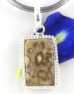 Colgante de Piedra Preciosa Lisa de Jaspe Oceánico Verde Unakita Natural de Forma Mixta Chapado en Oro de Plata de Ley 92.5, Regalo de Joyería DIY - Product Image 5
