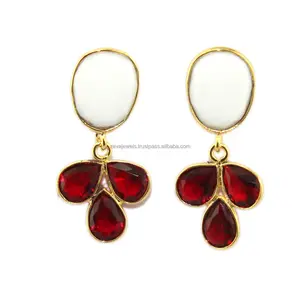 Pendientes de cuarzo con ágata blanca facetada para mujer, pendientes de piedras múltiples, engastados en oro, ajuste de bisel, aretes colgantes de tuerca, regalo para mujer, venta de fábrica