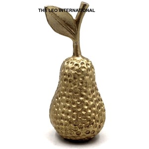 Sculpture de fruits décorative en métal aluminium doré électro-plaqué, en laiton martelé antique, 3x3x8 pouces, décoration d'intérieur - Product Image 1