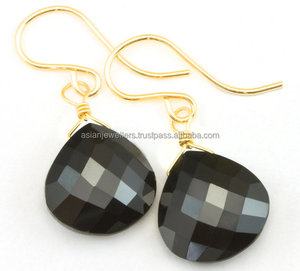 ต่างหูเงินแท้ 925 ประดับพลอยออนิกซ์สีดำ ชุบทองคำเวอร์เมล ทำด้วยมือ - Product Image 1