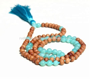 Collar de Yoga Unisex de Sándalo y Amazonita con Borla, Cuentas Mala Pulimentadas, Estilo Religioso Hindú, Certificado por Terceros - Product Image 1
