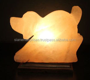 Lampe à Sel Originale en Forme de Chien de l'Himalaya Décoration Sculptée sur le Thème Animal Feng Shui par Sian Enterprises - Product Image 3