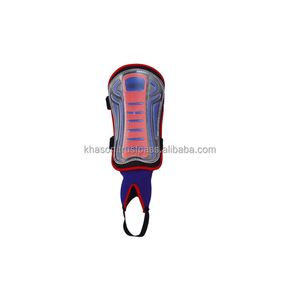 Espinillera de fútbol con aislamiento profesional de alta calidad, boxeo, artes marciales, entrenamiento, elasticidad ajustable, transpirable para deporte - Product Image 1