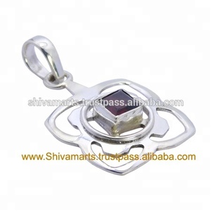 Elegant 925 Sterling Silver Fine Jewelry <b>Pendant</b> Beautiful Natural <b>Garnet</b> Gemstone with Gold Plating Handmade Elegant Charms - Product Image 2