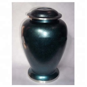 Urnas de cremación metálicas de color negro modernas y recuerdos Urnas de cenizas conmemorativas funerarias de alta exigencia para servicios de entierro - Product Image 2