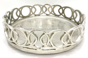 Bandeja de hierro decorativa para servir con forma clásica y elegante de nueva tendencia para decoración de mesa de comedor de boda con logotipo personalizado - Product Image 4