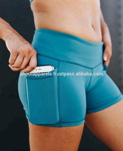 Pantalones cortos de compresión de nailon y poliéster para mujer, con bolsillo lateral - Product Image 6
