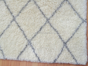 Tapis brodé à la main indien blanc, cinq couleurs disponibles, marocain, tapis II - Product Image 4
