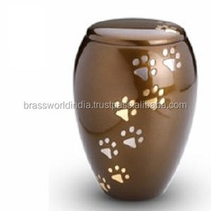 Urna Funeraria Metálica de Estilo Americano Grande para Mascotas, Midnight, de Brassworld India - Product Image 6