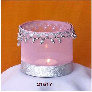 Bougeoir votif en perles décoratives argentées et roses pour la décoration du festival Diwali - Product Image 1