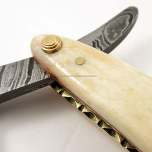 Damascus Stainless Steel Blade <b>Razor</b> with Unique Bone Handles - Product Image 3