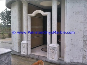 Colonnes et piliers en marbre au design moderne, creux, beige, noir et or, blanc Ziarat - Product Image 6