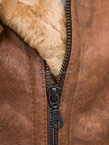 2019 chaqueta Bomber de piel de oveja genuina de alta calidad para hombres de talla grande transpirable Shearling para invierno - Product Image 5