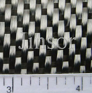 Tissu en fibre de carbone 380 Gsm en tissage satiné pour pièces d'avion - Product Image 2