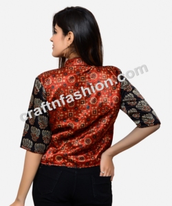 Diseñador Gaji Silk Short Indo Western Blusa Top-Ajrakh & Lotus Print Indian Fashion Wear - Product Image 3