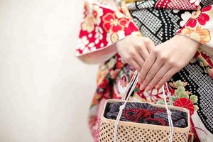 กระเป๋าถือไม้ไผ่แบบญี่ปุ่น คิโมโน ชิบอริ คินชัคุ - Product Image 6