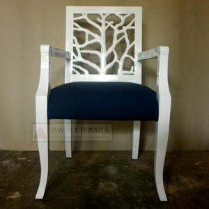 Chaise meuble français autoportante en acajou, meuble design d'arbre - Product Image 4