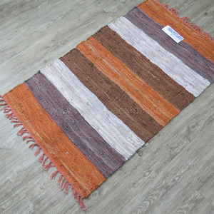 Tapis et tapis en cuir recyclé bon marché Chindi salon anti-dérapant réversible fait à la main moderne tapis Aubusson d'Inde - Product Image 5