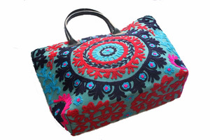 กระเป๋าถือสะพายไหล่ทรงโท้ตอินเดีย,กระเป๋าโบฮีเมียนแนววินเทจชนเผ่า Suzani เย็บปักถักร้อยของผู้หญิงสไตล์พื้นเมืองทำด้วยมือฮิปปี้ - Product Image 2