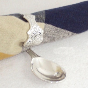 Fabuleux ronds de serviette bon marché Argent Flocon de neige Rond de serviette Flocon de neige nickelé ronds de serviette faits à la main - Product Image 6