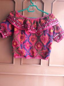 Phulkari — tissu en coton brodé à la main, haut style Boho à volants, - Product Image 2