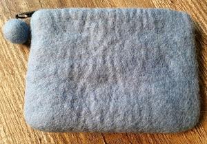 Porte-monnaie FYN-CL-004, porte-monnaie simple en feutre, feutre par les femmes actives du népal, laine de nouvelle-zélande 100% écologique - Product Image 2