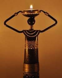 Juego de 4 Muñecas Tribales de Hierro Forjado Paheli Craft, Artículos Artesanales Tradicionales Únicos de la India - Product Image 3