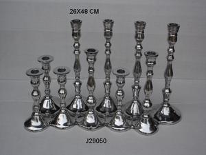 Portavelas moderno de metal pulido hecho en aluminio fundido Base de paso cuadrado Decoración para el hogar Portavelas de metal - Product Image 3