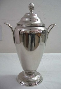 Trofeo con base negra, para distribución de premios en la escuela, universidad, oficina, competición - Product Image 6