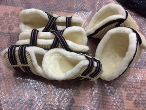 Bottes de protection en tissu de haute qualité pour chevaux de course – Équipement de protection des tendons pour éviter les blessures pendant l'entraînement et la compétition - Product Image 4