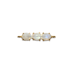 Rainbow Moonstone Three Stone Bisel Conector y colgante Plata de Ley 925 con chapado en oro para regalos cristianos - Product Image 1