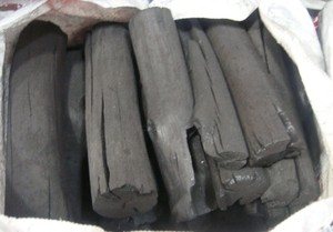 CHARBON DE BOIS NOIR DE HAUTE QUALITÉ POUR LE MARCHÉ ISRAÉLIEN - Product Image 3
