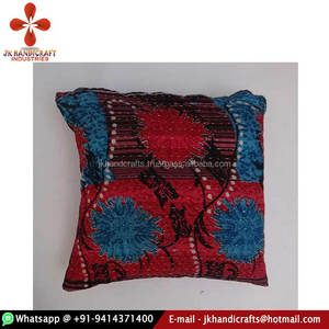 ปลอกหมอน Kantha ปักลวดลายสวยงามแนววินเทจ - Product Image 2