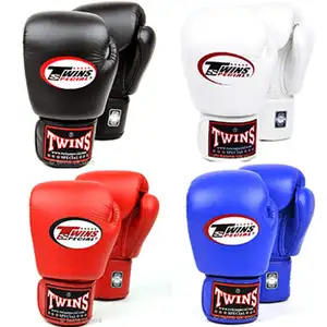 Guantoni da boxe guanti personalizzati con logo muay tailandese guanti da allenamento Boxing gym club vera pelle da sport eleganti