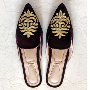 Chaussures mules pour femmes avec broderie en fil d'or - Product Image 1