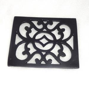 Dessous de plat de table en métal moulé de forme carrée accessoire de cuisine décoratif pour la maison résistant à la chaleur - Product Image 1