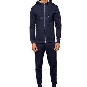 Chándal unisex de dos piezas para hombre, chándal de verano personalizado de fútbol de gran tamaño, de lujo, para trotar - Product Image 1