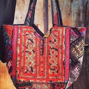 กระเป๋าสะพายไหล่ใหญ่ชาติพันธุ์ชนเผ่าอินเดียวินเทจขายส่ง - Product Image 1