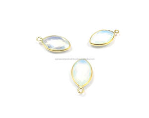 Fait à la main en argent Sterling blanc opale Quartz à la mode Vintage plaqué or lunette pierre de naissance Boho connecteur déclaration bijoux - Product Image 3